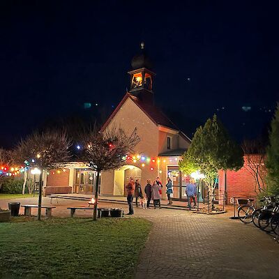 Winterbeleuchtung beim Freitagstreff in der St. Michael Kirche