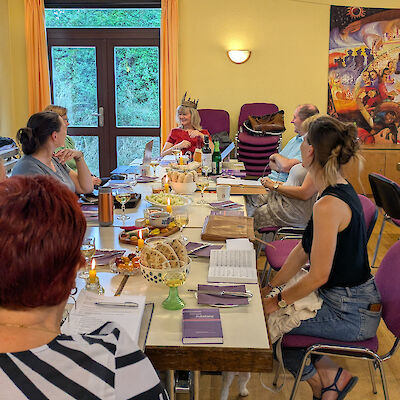 Andacht mit Krone zur GKR-Sitzung, Juli 2025 Andacht mit Krone zur GKR-Sitzung, Juli 2025